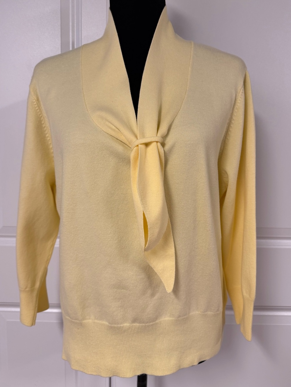 George Vintage Yellow Sweater With Ascot
